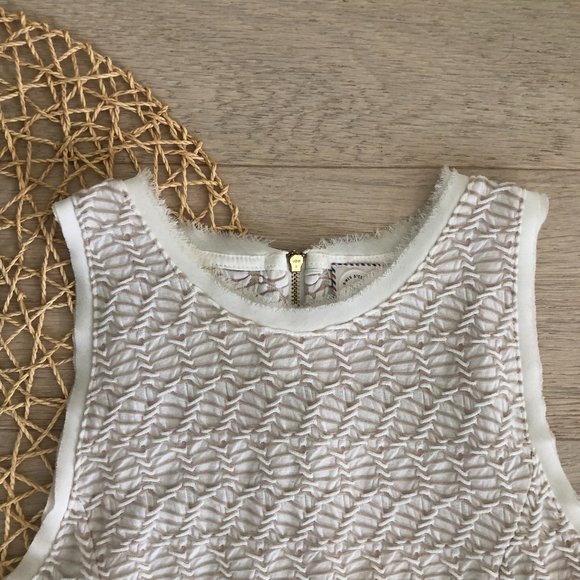 Anthropologie Textured Pattern Sleeveless Top - Picture 3 of 10